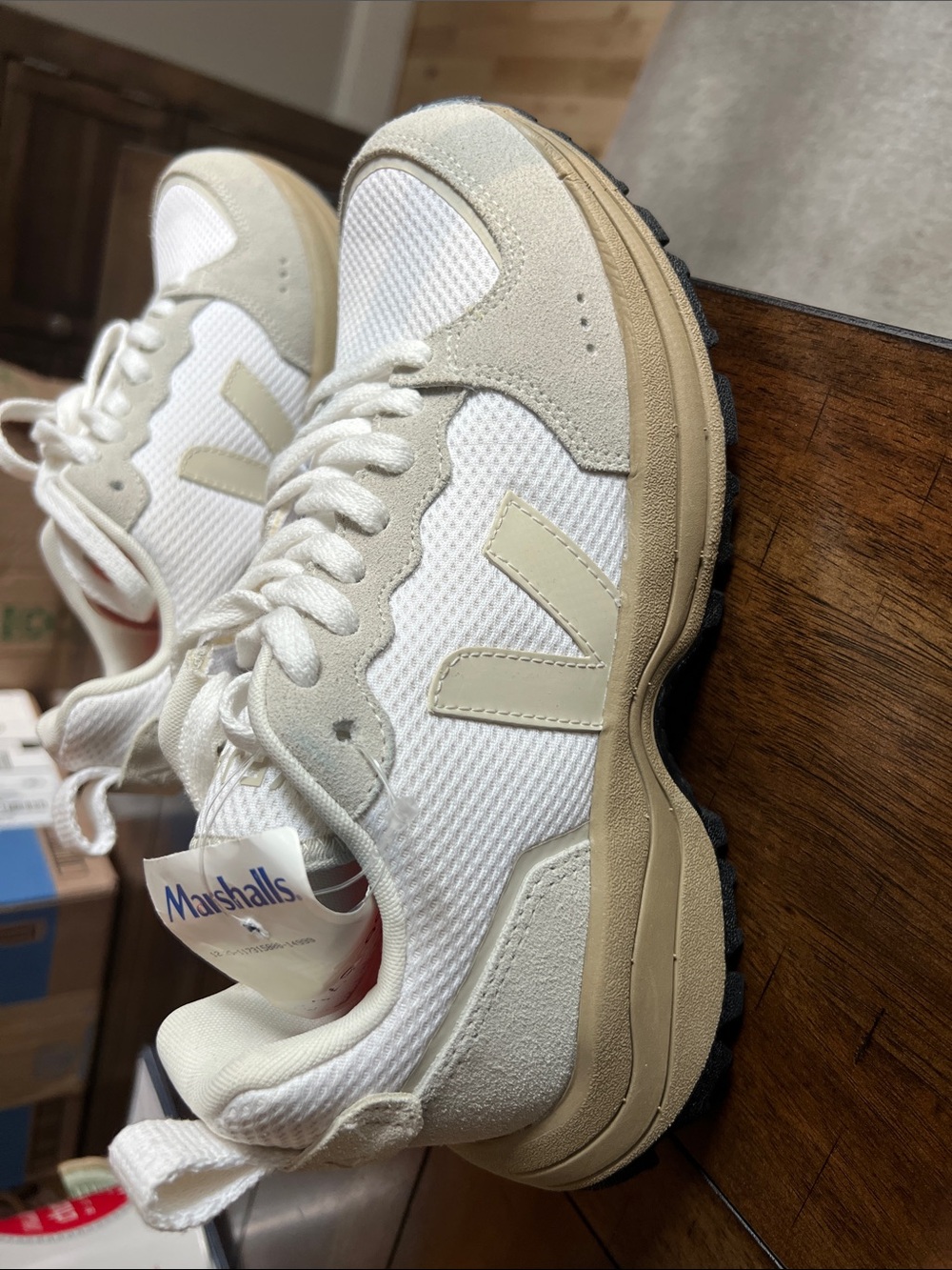 Women’s Veja Running Sneakers size 7  Neutral White & Beige Athletic Sneakers